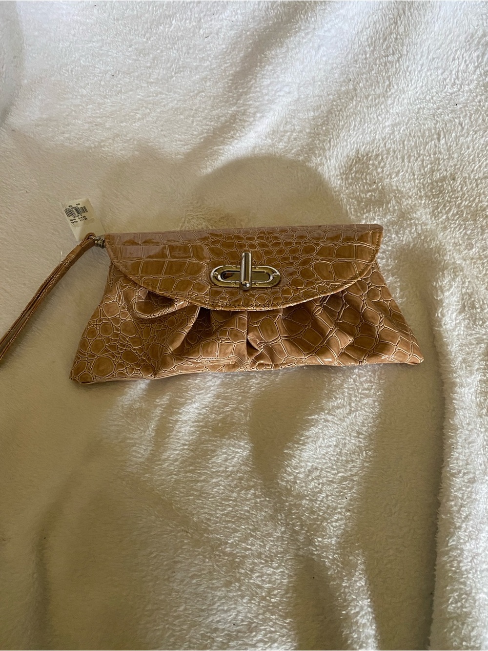 Vinyl Leather-Textured Wristlet Clutch in Tan